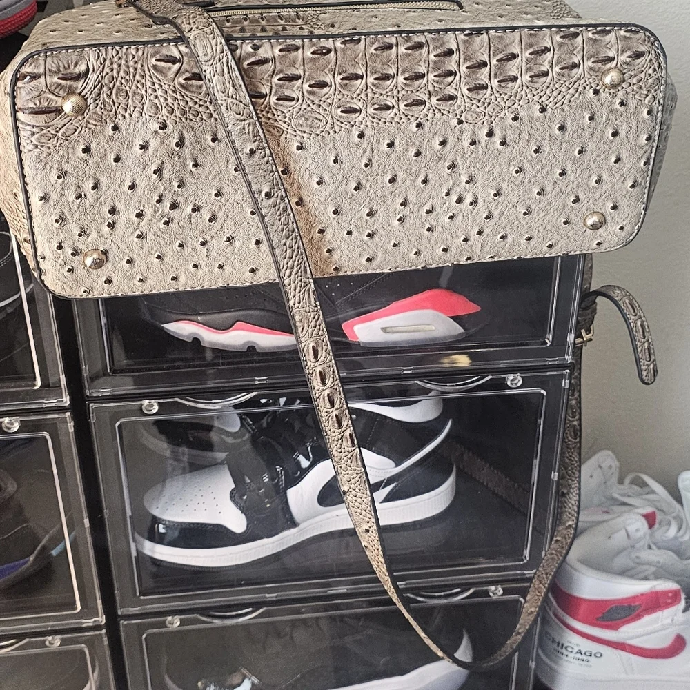 Handbag - Picture 5 of 11